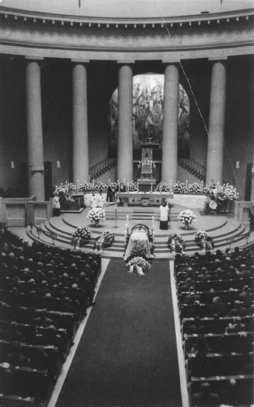 Trauerfeier in der Kirche St. Ludwig